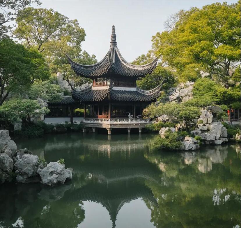 高密幻波餐饮有限公司